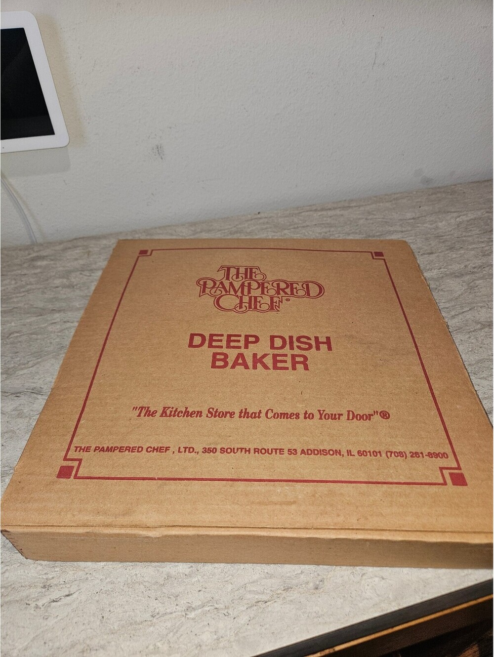 The Pampered Chef Deep Dish Baker K115 - Vintage USA Stoneware